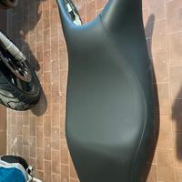 Sella Suzuki gsr 600