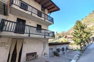 BOCCALDO: PORZIONE DI CASA CON STALLA!