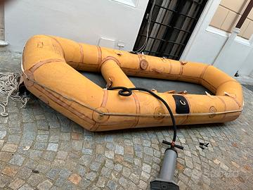 Canotto di salvataggio aeronautico