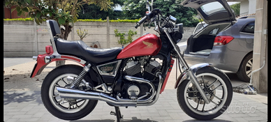 Honda Shadow VT 500 Custom