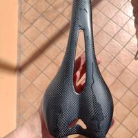 sellino carbonio cinese 