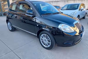 Lancia Ypsilon 1.2 Benzina 60cv 3porte