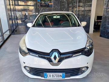 RENAULT Clio 1.5 dCi 8V 90CV (Garanzia 12 Mesi)