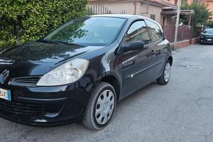Renault cio gpl ( neopatentati)