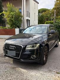 Audi Q5 2.0 TDI colore nero