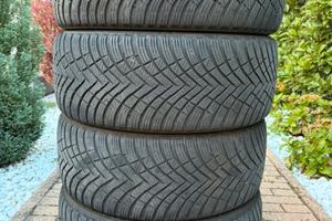 Gomme invernali Hankook 225/45 R17 94V
