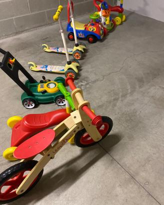 Giocattoli motori per bambini da 6 mesi a tre anni