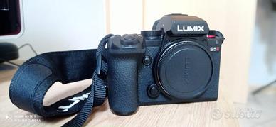 LUMIX S5 II