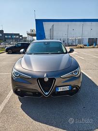 Stelvio 2.2 Turbodiesel 210 CV AT8 Q4 Executive