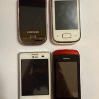 Lotto 4 cellulari vintage