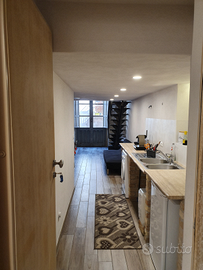 Loft zona via roma da ottobre a maggio