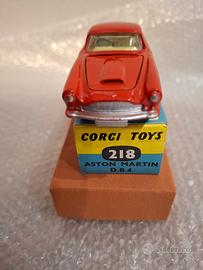 Aston Martin 1/43