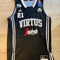 Kit autografato Tornike Shengelia Virtus Bologna