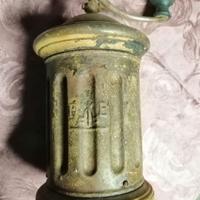 Antico macina caffè FB Tre Spade