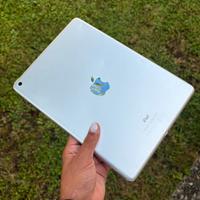 Tablet i pad APPLE 5