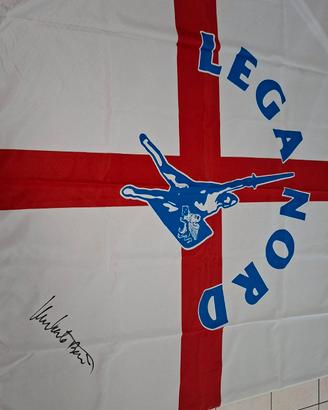 Bandiera Lega Nord autografata da Umberto Bossi