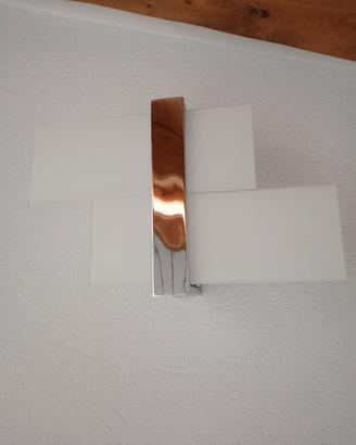 Lampadari a parete