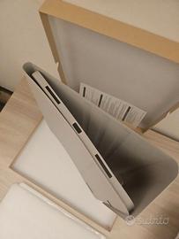Cover e tastiera magnetica e wireless