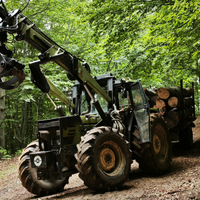 Hurlimann h 478-4 con applicazione forestale