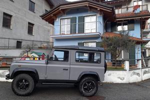 Defender Land Rover