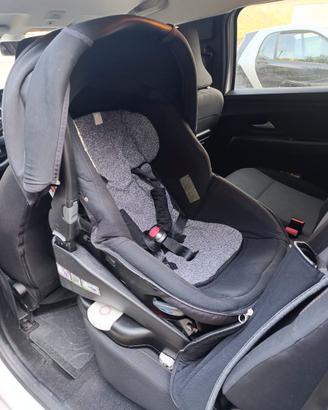 Ovetto Culla + base isofix Jané