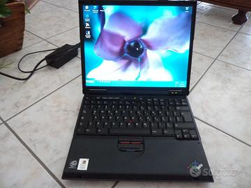 IBM T-23 ThinkPad Type-2647-8RG Intel Pentium III-