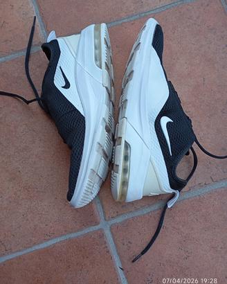 Nike air motion uomo