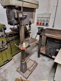 attrezzatura varia officina moto meccanica