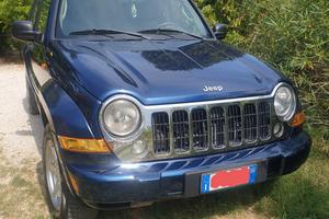 Jeep Cherokee 2.8 CRD Sport