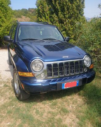 Jeep Cherokee 2.8 CRD Sport