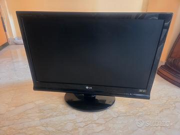 MONITOR  LG 24 POLLICI HDMI VGA