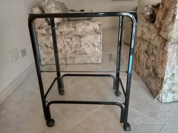 Carrello per televisione 