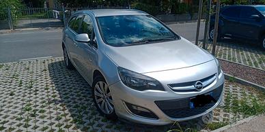 Auto a GPL con bombola nuova
