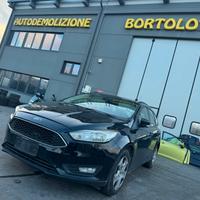 FORD FOCUS per ricambi usati MUDD