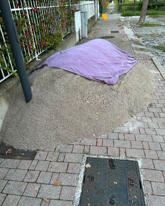 2 metri cubi di sabbia per posatura