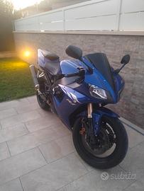 Yamaha R1 2003