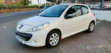 Peugeot 206 +