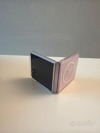 Samsung Galaxy Flip8