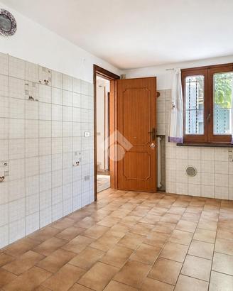 CASA SEMINDIPENDENTE A REGGIO NELL'EMILIA