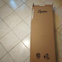 Fender Stratocaster Hello Kitty by Squier