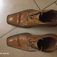 scarpa in cuoio