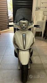 PIAGGIO BEVERLY 350 SPORT TOURING ABS