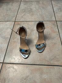 Sandalo argentato aperto