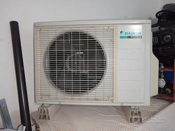 Climatizzatore Condizionatore Daikin Inverter dual
