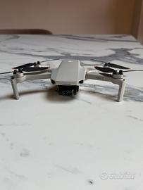 DJI MINI 2 Fly More Combo