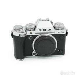 Fujifilm X-T5 - Silver