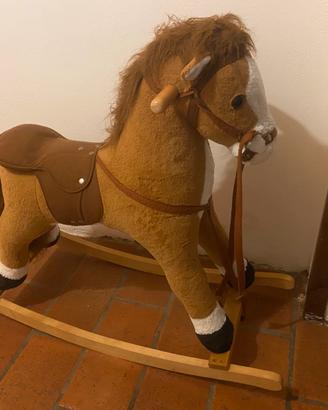 Cavallo a dondolo
