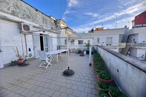 5 LOCALI A MARANO DI NAPOLI