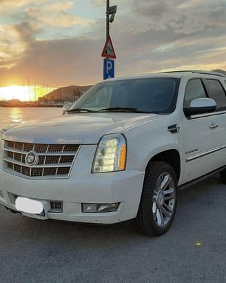 Cadillac Escalade 6.2 V8 luxury 7 posti