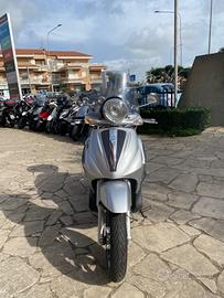 Piaggio Beverly 250 i.e.